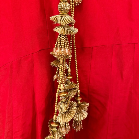 Indian women anarkali silk red bridal kurta top with brocade and dori size small - Picture 7 of 7